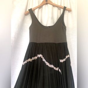 Alohiwai Leipupu Dress